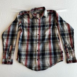 Patagonia Men’s Long Sleeved Organic Pima Cotton Plaid Shirt - Size S - 53837
